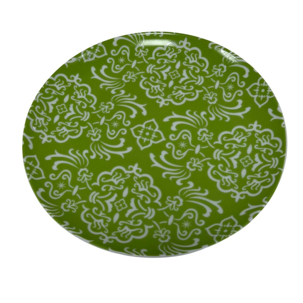 New Set of 2 Curly Q Green by Rachael Ray Plates. KT159